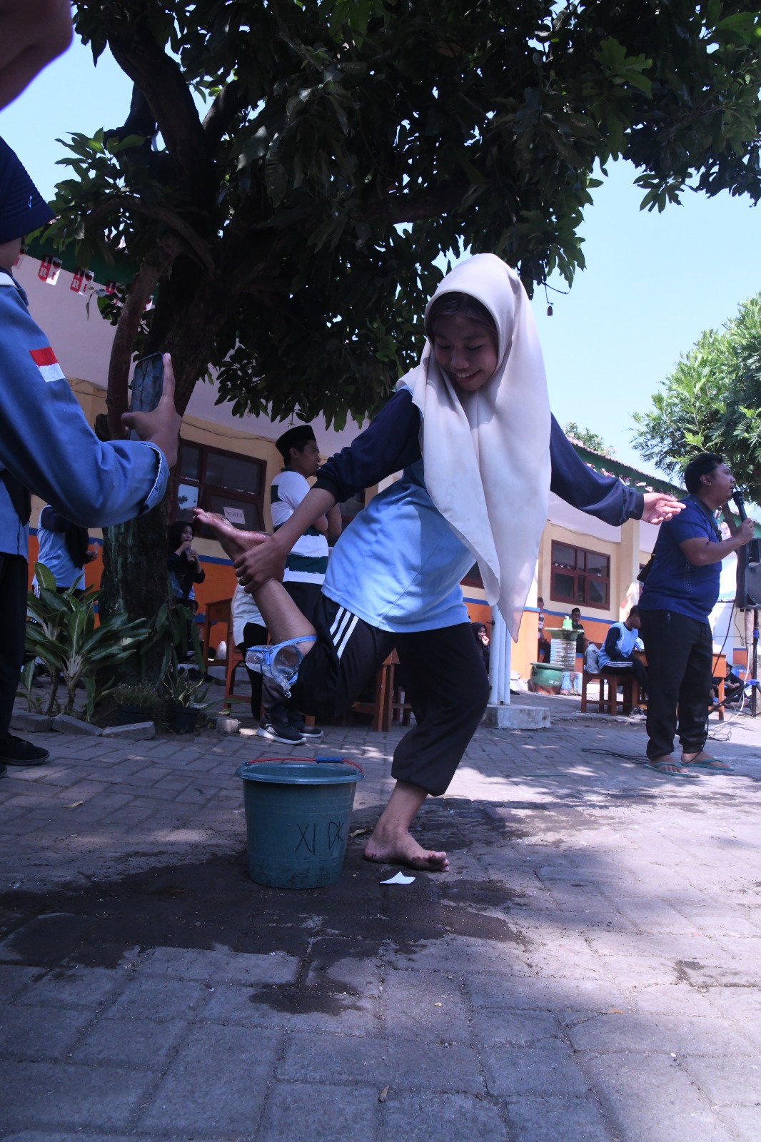 Semarak Kemerdekaan: SMK Syamsul Arifin Gelar Lomba 17 Agustus Penuh Kreativitas dan Sportivitas